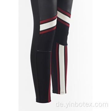 Legging-Hose aus PU-Strick